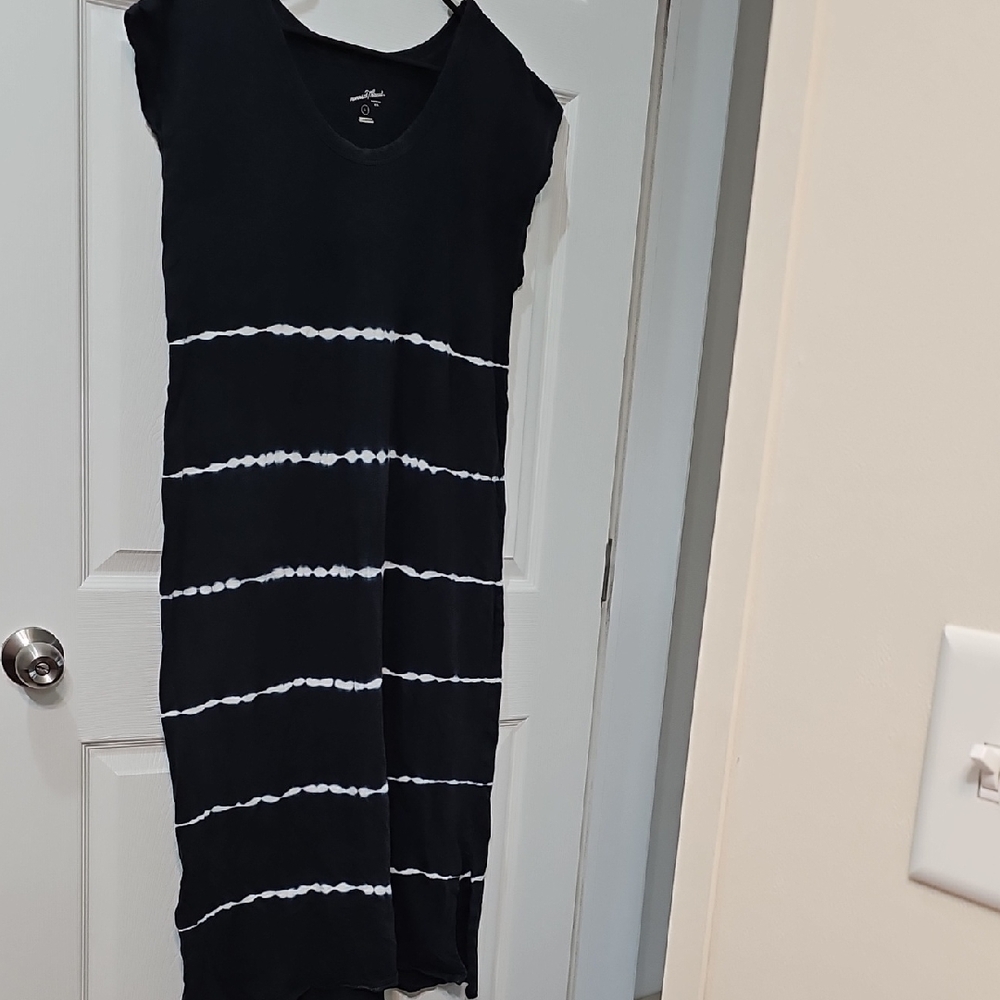 Women's Universal Thread Black and White Tie-Dye Maxi Dress, Large